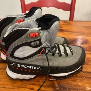 La Sportiva Goretex Hiking boots 7.5
